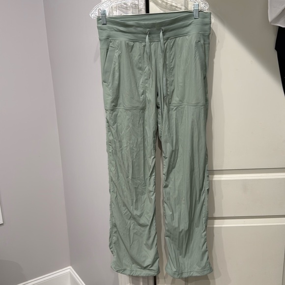 LULULEMON Mint Green Pant Straight Leg 10 - Picture 1 of 7